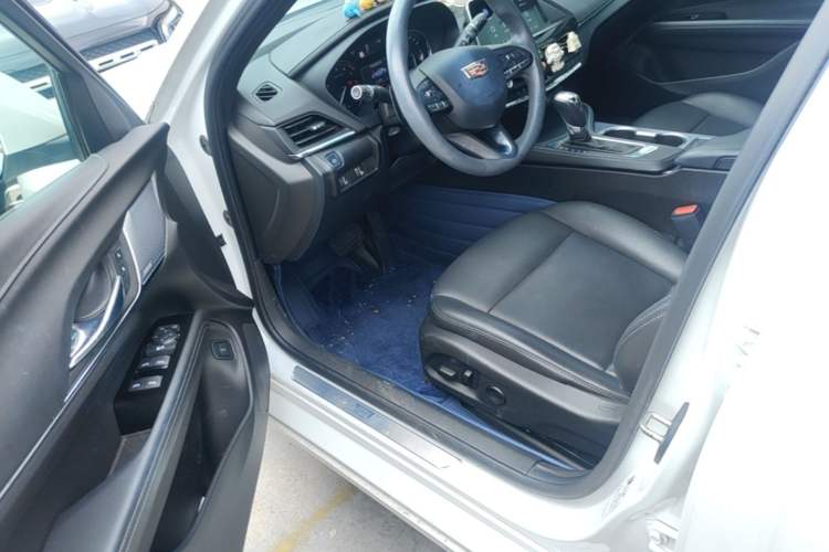 Used Cadillac CT4 2022 28T Luxury Edition Driver Seat