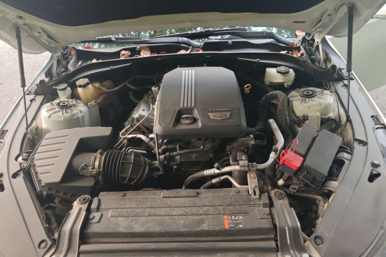Used Cadillac CT4 2022 28T Luxury Edition Engine Bay