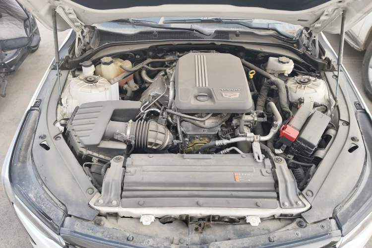 Used Cadillac CT4 2022 28T Luxury Edition Engine Bay