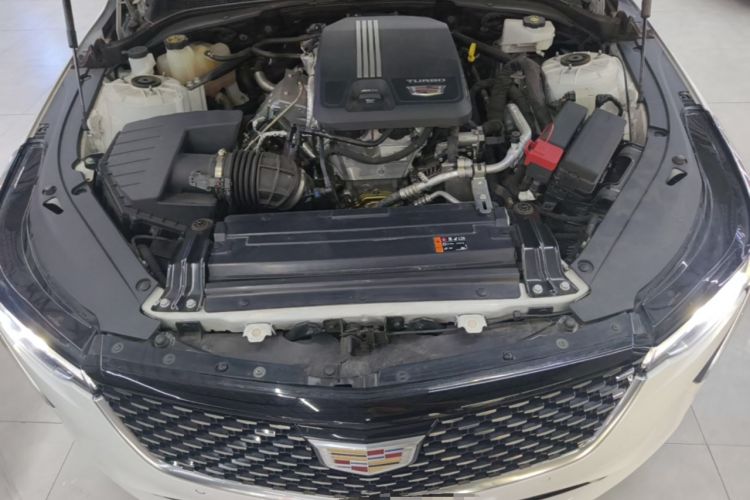 Used Cadillac CT4 2022 28T Luxury Edition Engine Bay