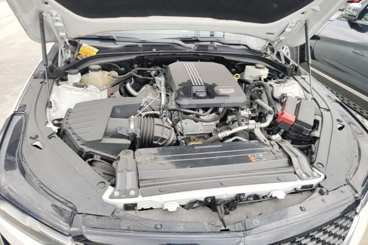 Used Cadillac CT4 2022 28T Luxury Edition Engine Bay
