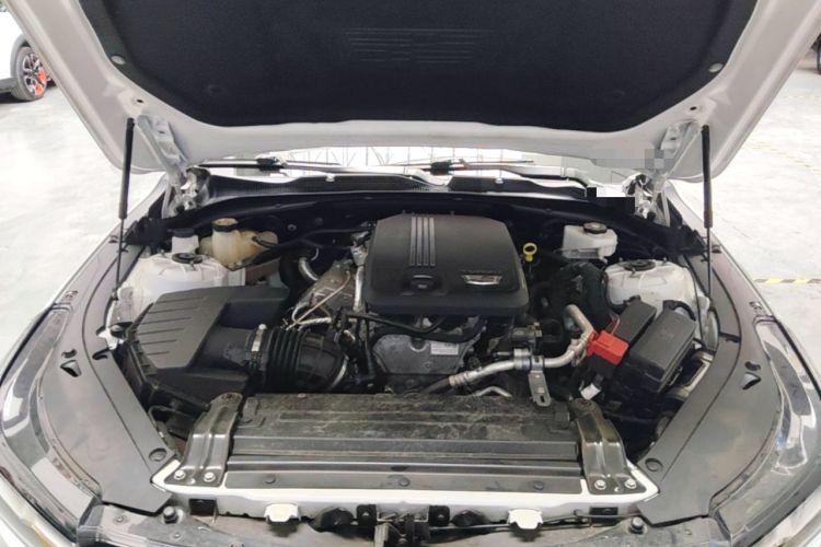 Used Cadillac CT4 2022 28T Luxury Edition Engine Bay