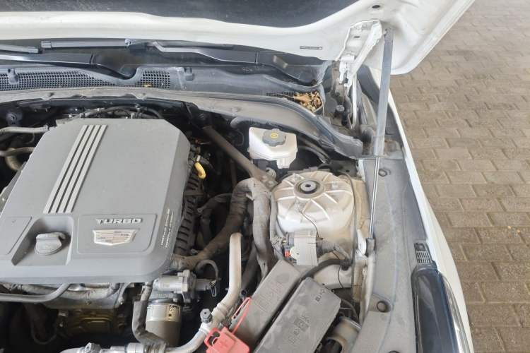 Used Cadillac CT4 2022 28T Luxury Edition Engine Bay Left