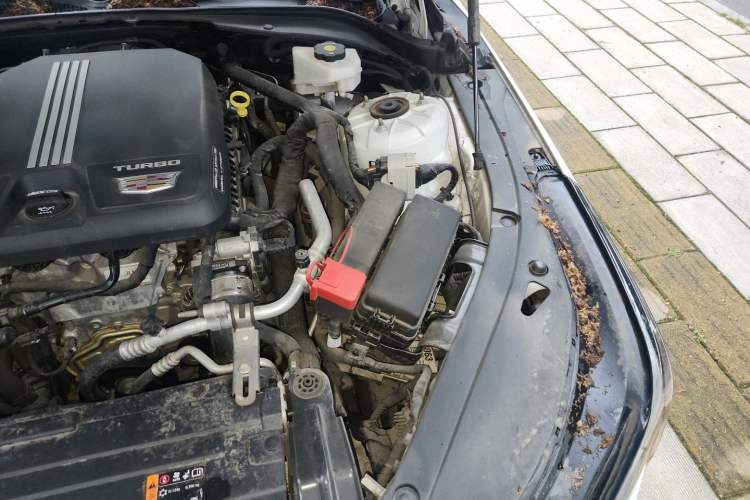 Used Cadillac CT4 2022 28T Fashion Edition Engine Bay Left