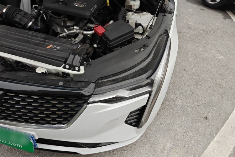 Used Cadillac CT4 2022 28T Luxury Edition Engine Bay Left