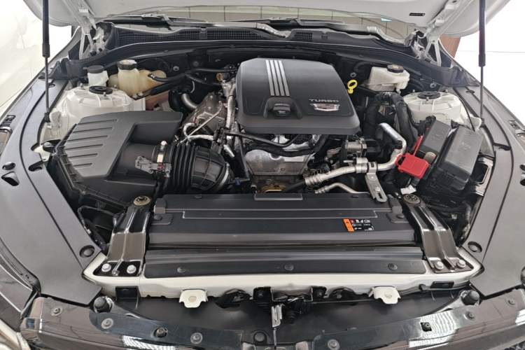 Used Cadillac CT4 2022 28T Fashion Edition Engine Bay
