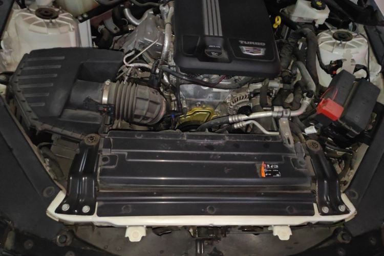 Used Cadillac CT4 2022 28T Luxury Edition Engine Bay