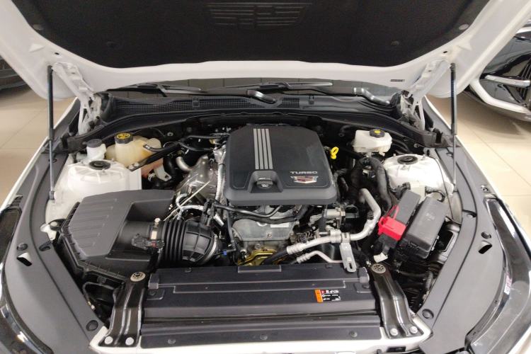 Used Cadillac CT4 2022 28T Fashion Edition Engine Bay
