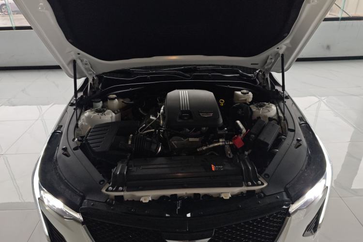 Used Cadillac CT4 2022 28T Fashion Edition Engine Bay