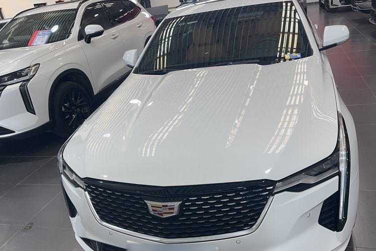 Used Cadillac CT4 2022 28T Luxury Edition Exterior 1