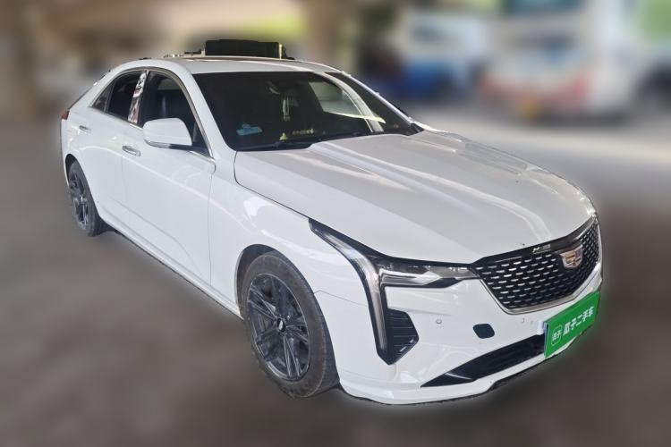 Used Cadillac CT4 2022 28T Luxury Edition Front Right 45 Deg