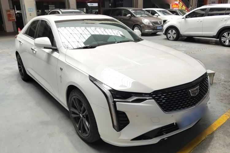 Used Cadillac CT4 2022 28T Luxury Edition Front Right 45 Deg