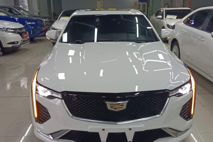 Used Cadillac CT4 2022 28T Fashion Edition Front