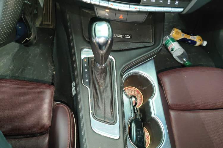 Used Cadillac CT4 2022 28T Prestige Edition Gear Lever