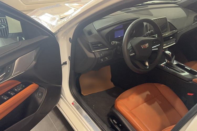 Used Cadillac CT4 2022 28T Luxury Edition Interior 2