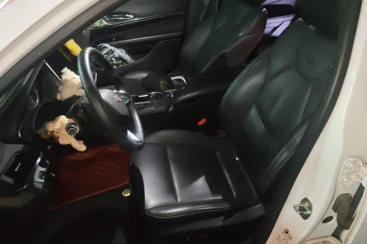 Used Cadillac CT4 2022 28T Luxury Edition Left Front Seat