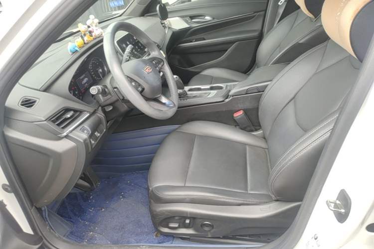 Used Cadillac CT4 2022 28T Luxury Edition Left Front Seat