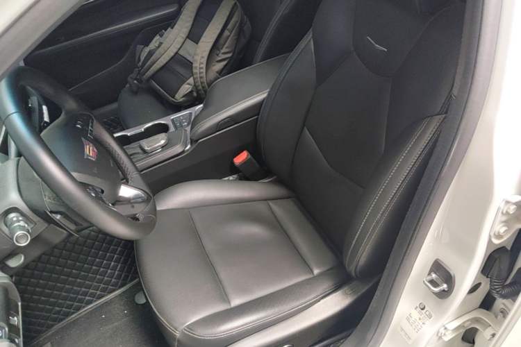 Used Cadillac CT4 2022 28T Luxury Edition Left Front Seat