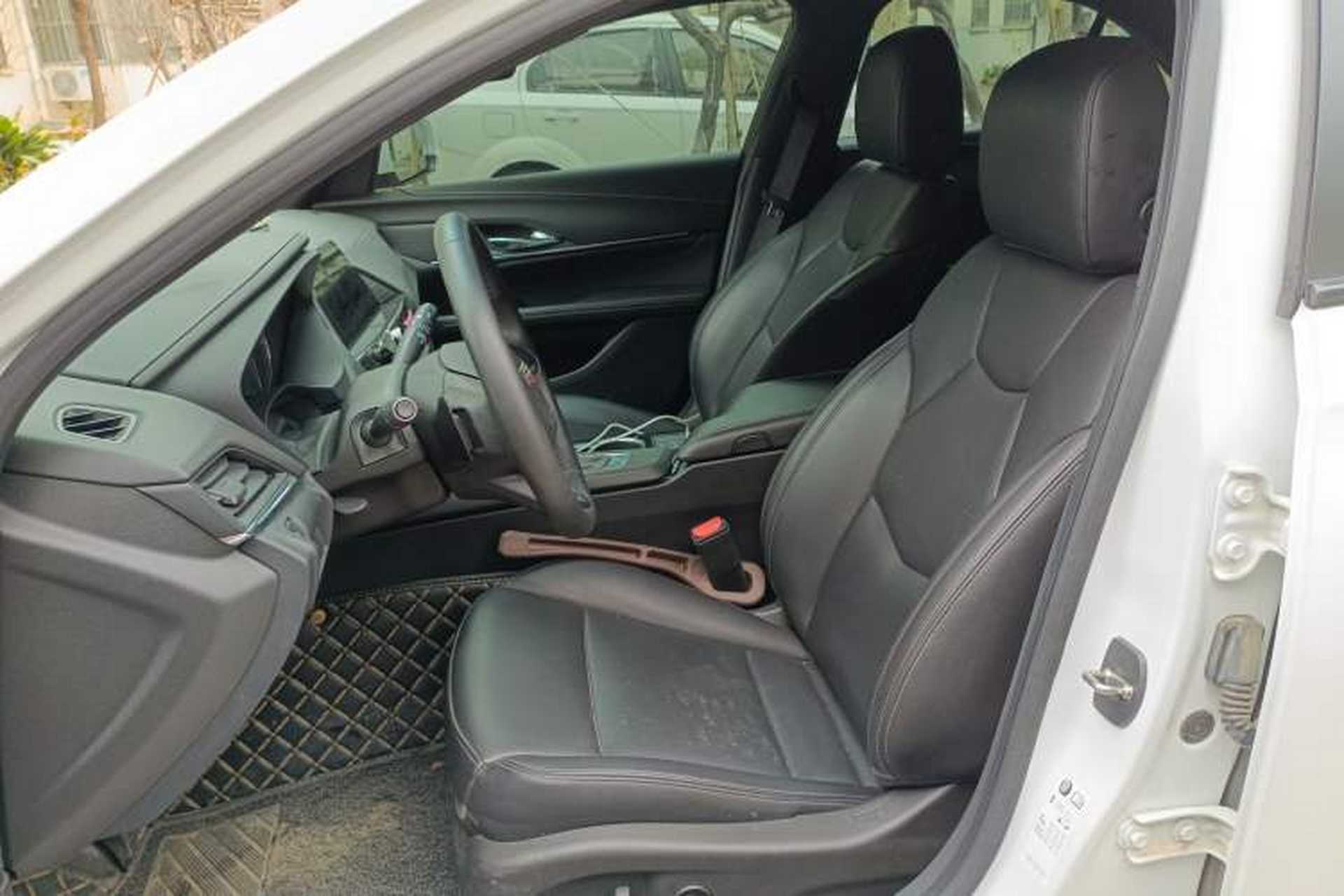 Used Cadillac CT4 2022 28T Fashion Edition Left Front Seat