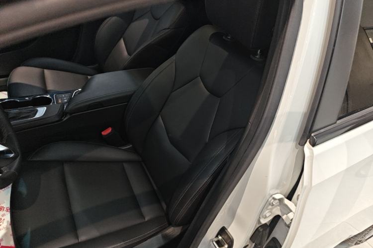 Used Cadillac CT4 2022 28T Fashion Edition Left Front Seat