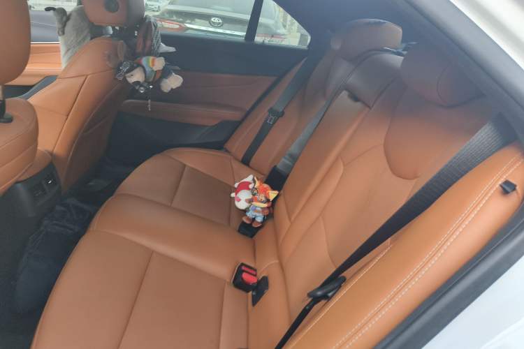 Used Cadillac CT4 2022 28T Luxury Edition Left Rear Seat