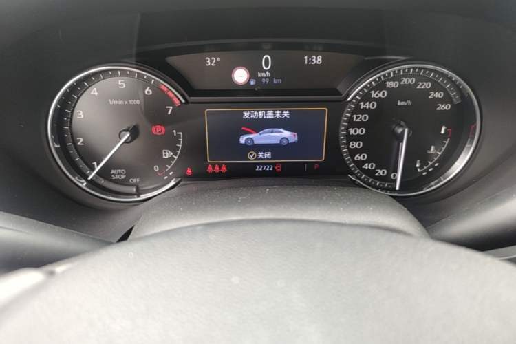 Used Cadillac CT4 2022 28T Luxury Edition Odometer Close Up