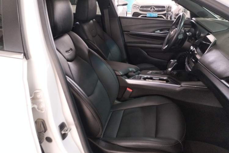 Used Cadillac CT4 2022 28T Luxury Edition Right Front Seat