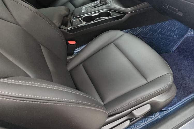Used Cadillac CT4 2022 28T Fashion Edition Right Front Seat