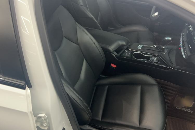 Used Cadillac CT4 2022 28T Fashion Edition Right Front Seat