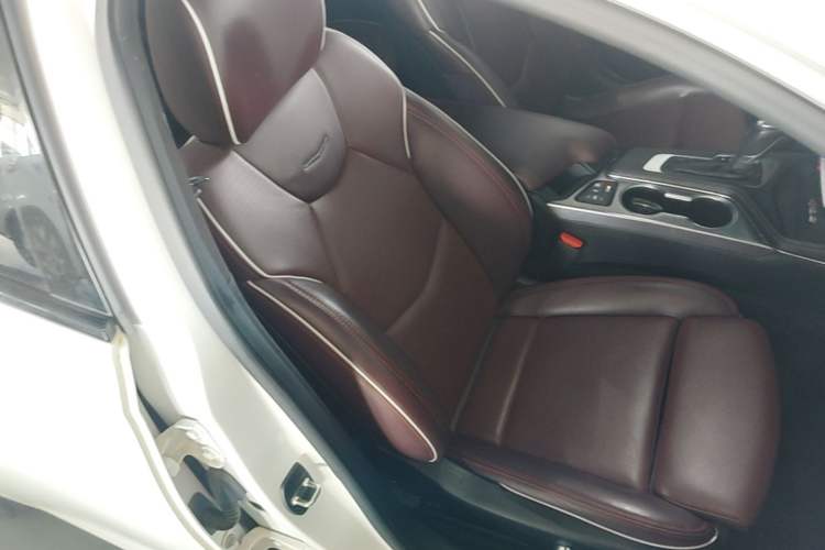 Used Cadillac CT4 2022 28T Prestige Edition Right Front Seat