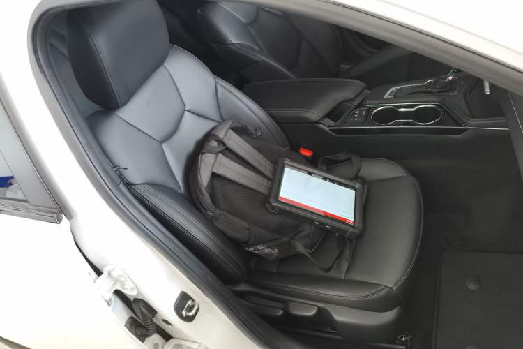 Used Cadillac CT4 2022 28T Fashion Edition Right Front Seat