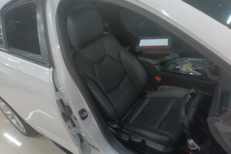 Used Cadillac CT4 2022 28T Fashion Edition Right Front Seat