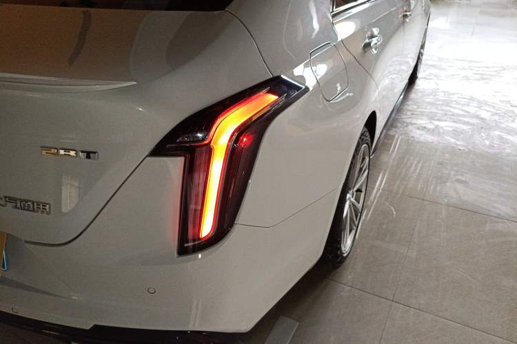 Used Cadillac CT4 2022 28T Fashion Edition Right Rear Taillight