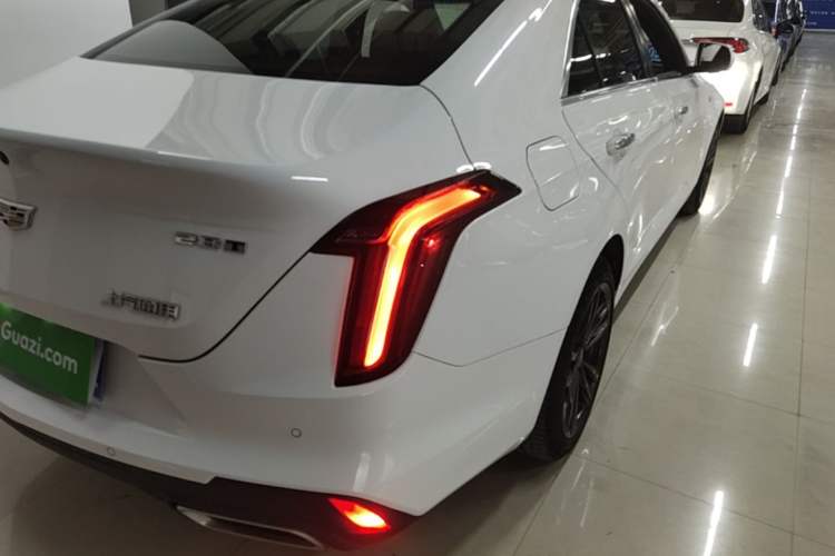 Used Cadillac CT4 2022 28T Luxury Edition Right Rear Taillight