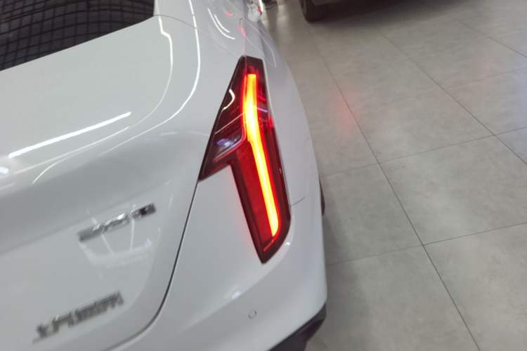 Used Cadillac CT4 2022 28T Luxury Edition Right Rear Taillight