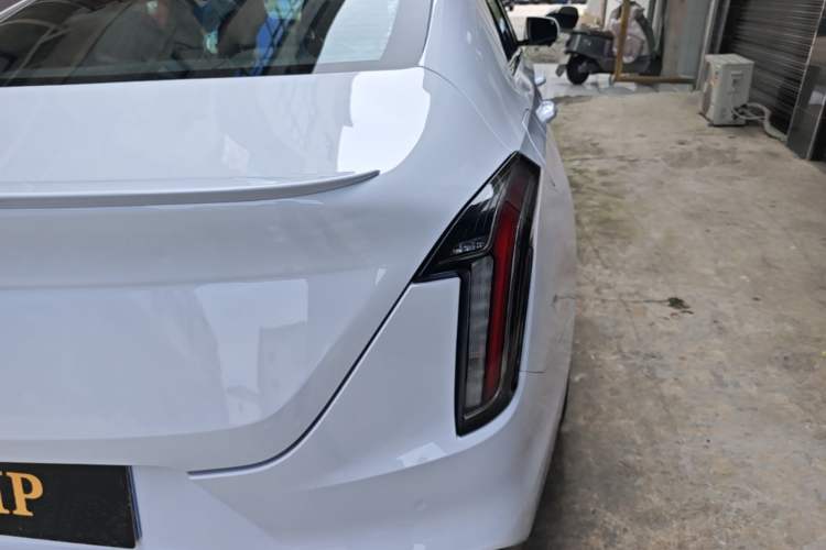 Used Cadillac CT4 2022 28T Fashion Edition Right Rear Taillight