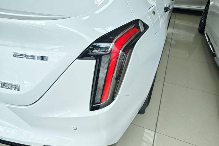 Used Cadillac CT4 2022 28T Fashion Edition Right Rear Taillight