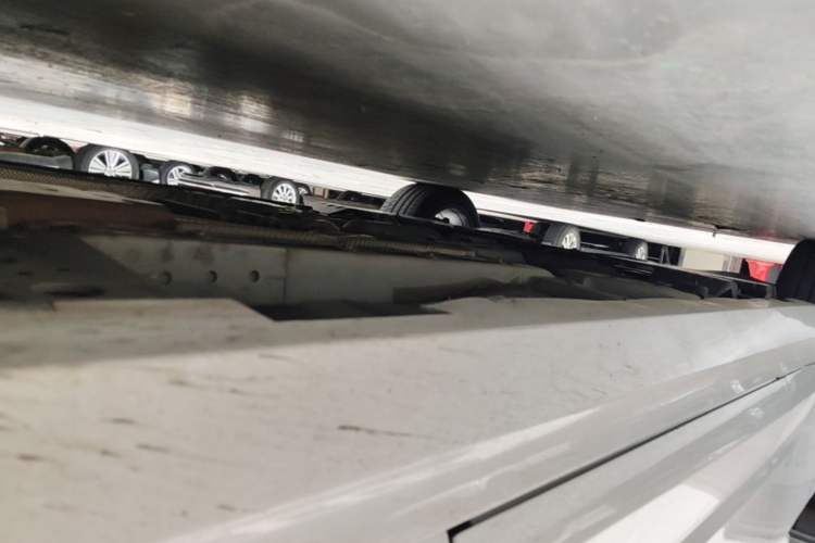 Used Cadillac CT4 2022 28T Luxury Edition Right Side Sill
