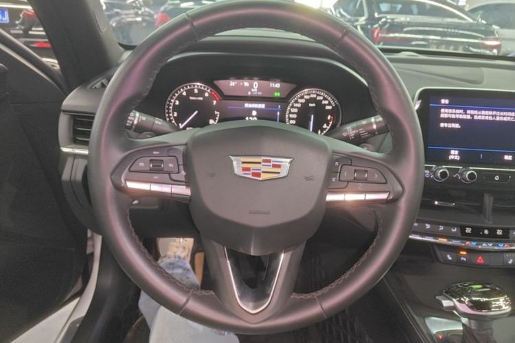 Used Cadillac CT4 2022 28T Luxury Edition Steering Wheel