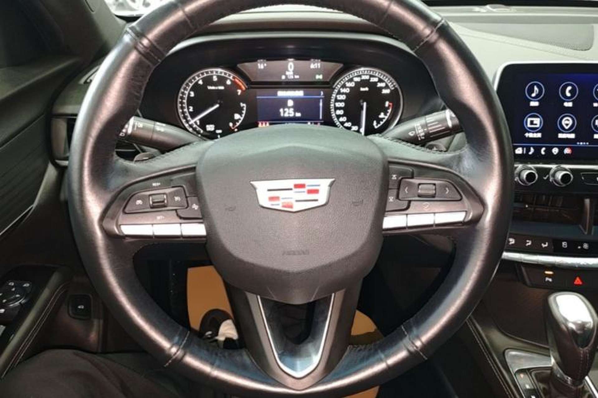 Used Cadillac CT4 2022 28T Fashion Edition Steering Wheel
