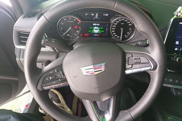 Used Cadillac CT4 2022 28T Luxury Edition Steering Wheel