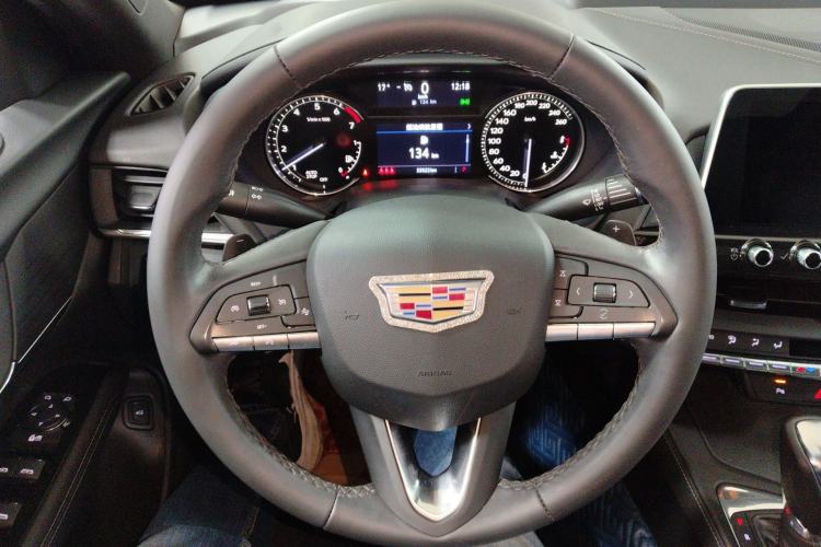 Used Cadillac CT4 2022 28T Fashion Edition Steering Wheel