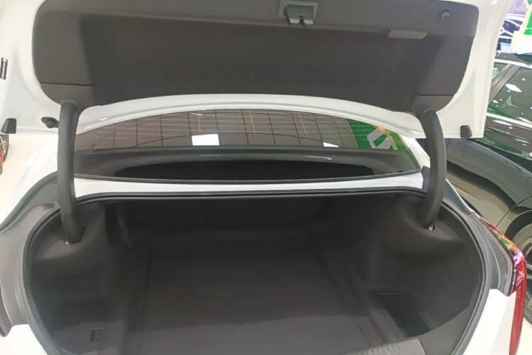 Used Cadillac CT4 2022 28T Luxury Edition Trunk