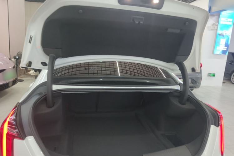 Used Cadillac CT4 2022 28T Luxury Edition Trunk