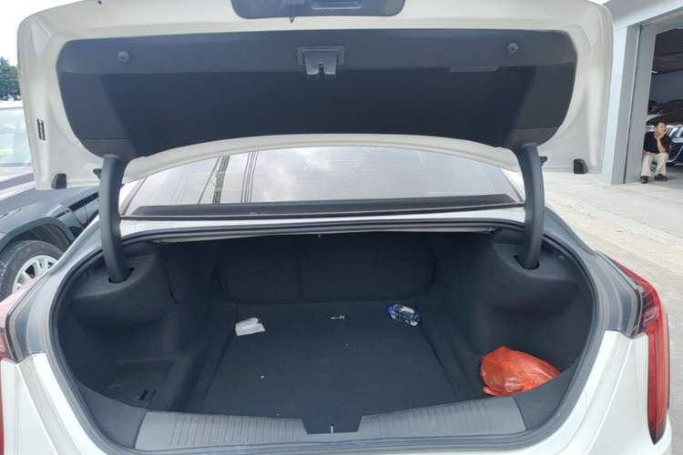 Used Cadillac CT4 2022 28T Luxury Edition Trunk