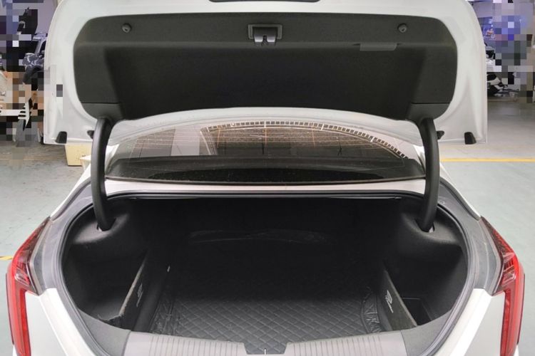 Used Cadillac CT4 2022 28T Luxury Edition Trunk