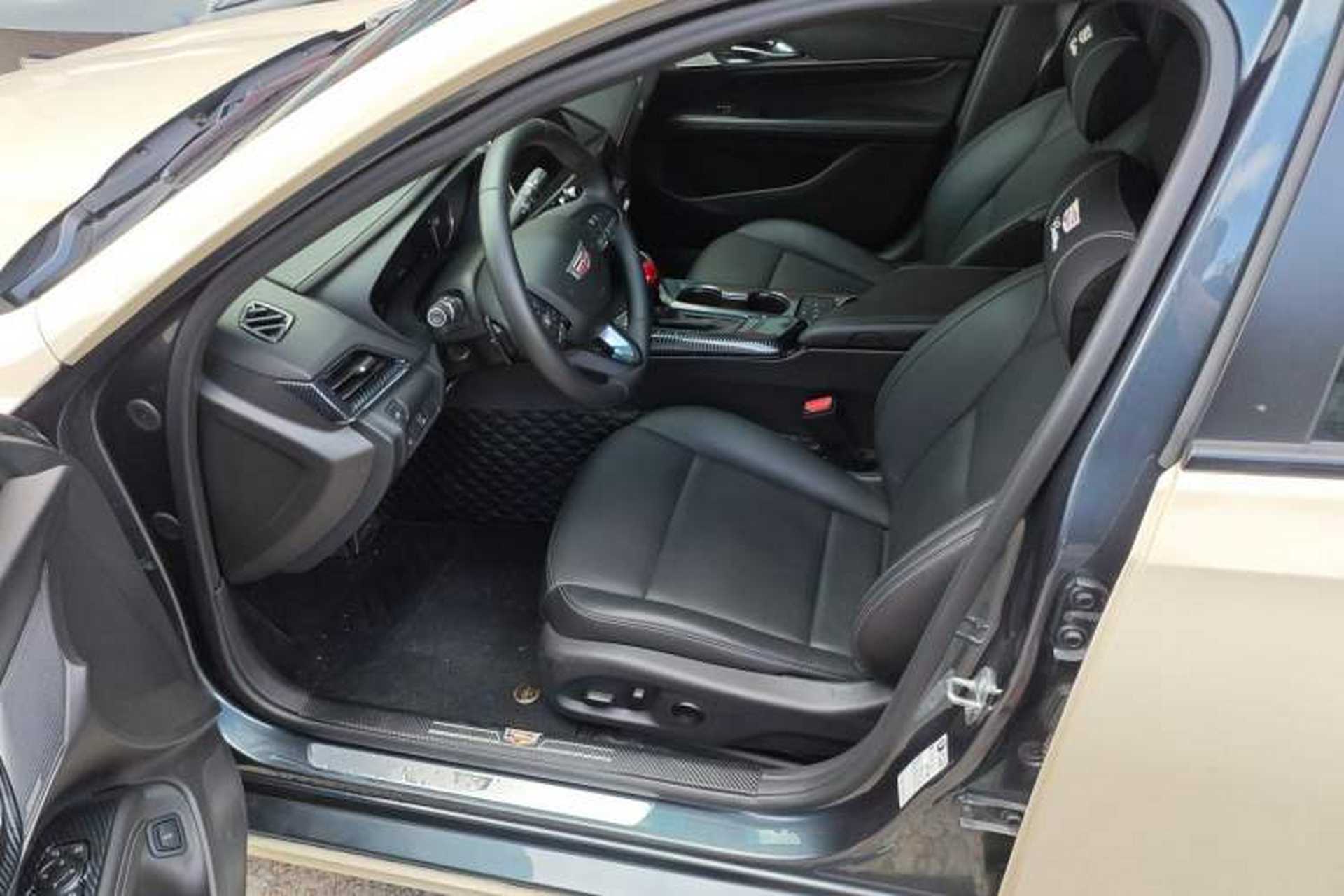 Used Cadillac CT4 2022 28T Luxury Edition Driver Seat
