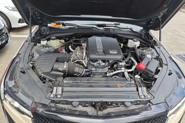 Used Cadillac CT4 2022 28T Luxury Edition Engine Bay