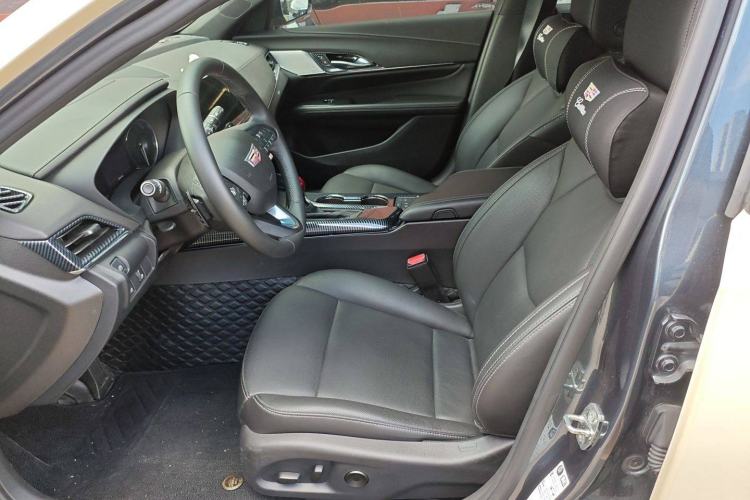 Used Cadillac CT4 2022 28T Luxury Edition Left Front Seat