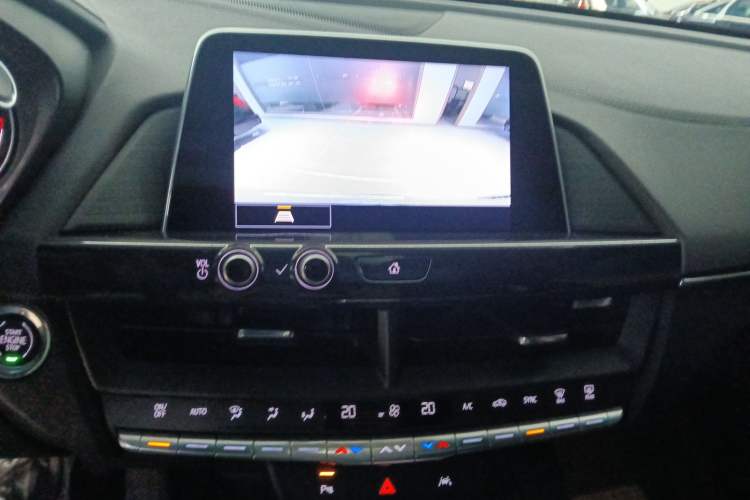 Used Cadillac CT4 2023 25T Luxury Model Audio And AC Panel